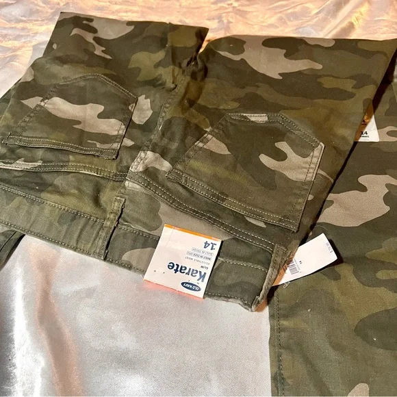 Old Navy Army Fatigue Pants - Picture 8 of 12